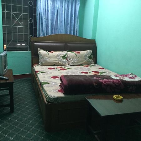 Hotel New Basuki Private Limited Tokha ภายนอก รูปภาพ